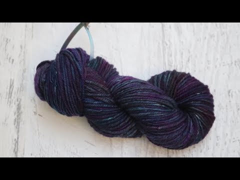 Dyepot PS #8 - Dyeing Handspun Wool Yarn with Food Coloring