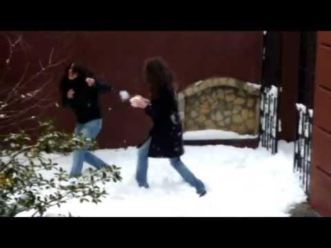 Snow 27.11.2011 Georgia Tbilisi Iranians Hotel