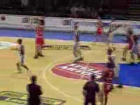 06 20-10-07 Leuven-BCO - Lucky score voor Ovcina; scoort pas