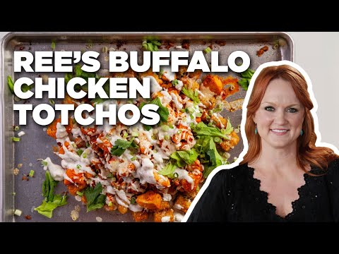 Buffalo Chicken TOTCHOS with The Pioneer Woman | The...