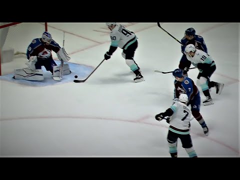 Marcus Johansson Answers With This Redirection In Front Of Francouz