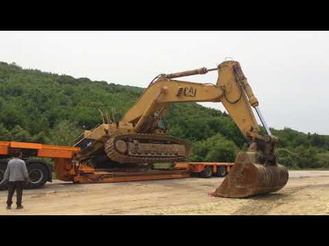 Unloading The Caterpillar 375 Excavator With Style -  Heavy Transports