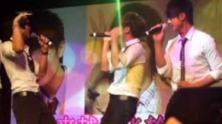 [FANCAM] Ji Mo Bao Zou (寂寞暴走) - Fahrenheit (飛輪海) @ Powerhouse