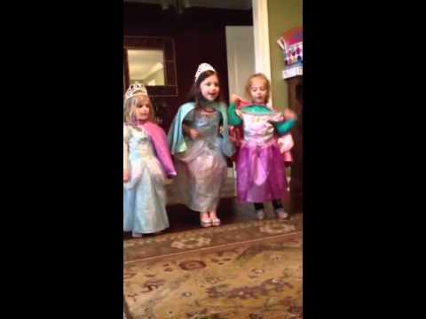 Frozen - My three Elsa's!