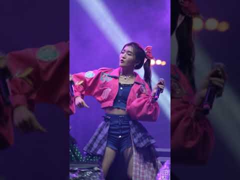 201121 BNK48 Jennis - Koisuru Fortune Cookie @ Cat Expo 7, Wonderworld park [4k60p]