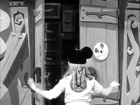 Mickey Mouse Club S1 - Mousekartoon Intro (Karen & Bobby)