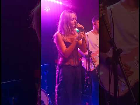 Katie Kittermaster - Out of Love