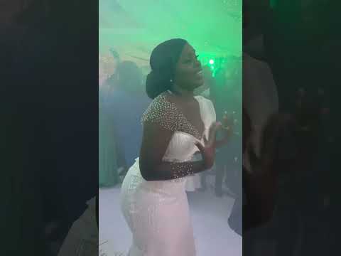 CASAMENTO DA ÁQUILA NA PERSPECTIVA DA JULIA DUARTE