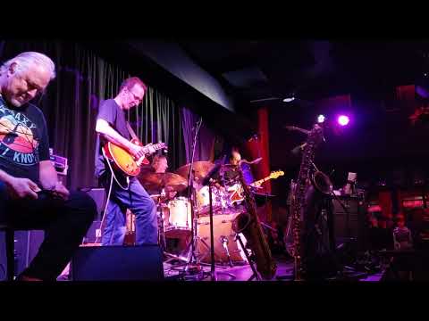 Doug Webb and the Allstars featuring Danny Carey - Take Five live at The Grape, Ventura,  CA