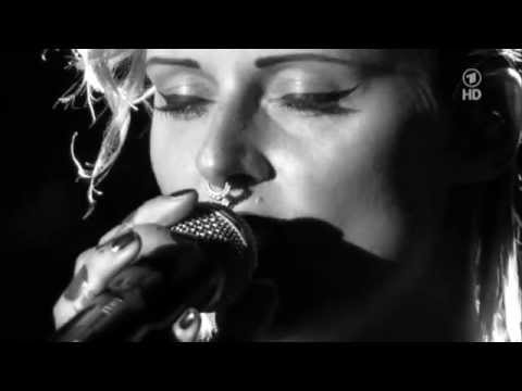 Jennifer Rostock - Schlaflos (ESC Grand Prix Party 10-5-2014)