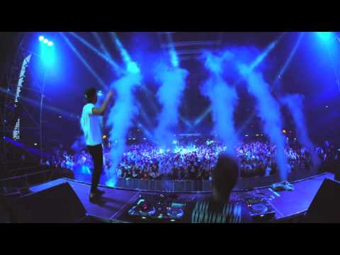 VINAI & HARRISON - Sit Down (Live at We Are VINAI NYE 2016)