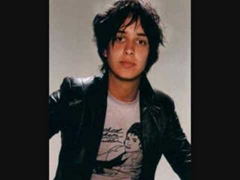 Julian Casablancas Pharell, Santogold- My Drive Thru