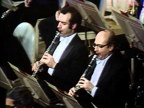Klaus Tennstedt / Boston Symphony Orchestra - MAHLER: Symphony No.4 in G major