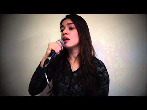 BIDELLATI-C.E.M- Karoline Venâncio "Água de Beber" (Tom Jobim) - 07/2014