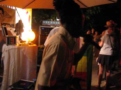 Salomon Heritage feat Ras Tweed play Amoul Baye Music @ Soulmoon Party