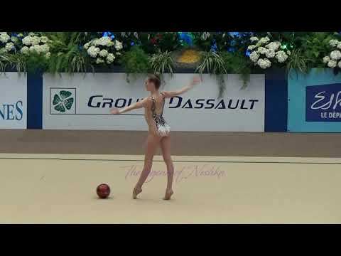 Ambre RAZAT (FRA) ball - 2018 Corbeil junior AA