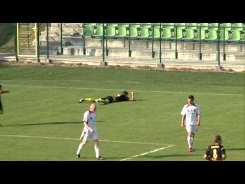 2011.09.03 - Siarka Tarnobrzeg - Unia Nowa Sarzyna 1:1 - skrót meczu