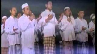 Download lagu Wafiq Azizah-MOHON AMPUN.mpg mp3