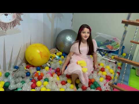 Amiga, Amiga - Luiza Sophia