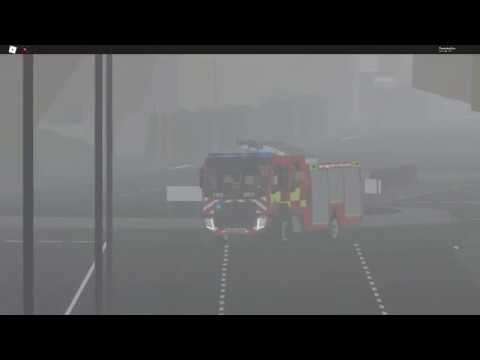 Manchester Central First Pump Responding - GMFRS Roblox