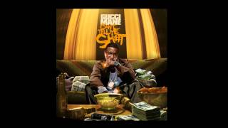 Gucci Mane - U Don't Deserve Dat Ft.TroubleRocko & Travis Porter - (Can't Tell Me Sh*t Mixtape)