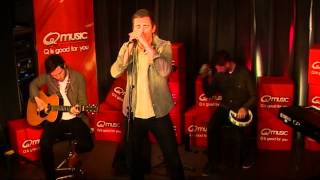 Keane - Silenced By The Night (live bij Q)