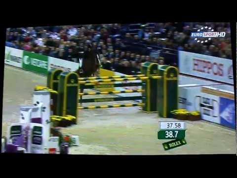 Malin Baryard Johnsson jumpes Word Cup jump-off without stirrups!