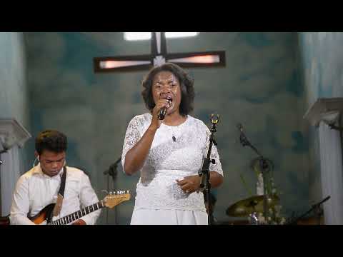 VONINAHITRA - MIALY RAKOTOMAMONJY (LIVE 25ème)