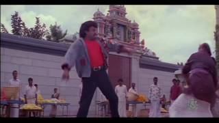 Chiranjeevi And Ravi Chandran Fight Scenes  Sipayi