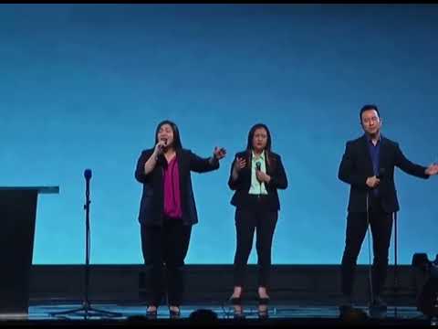 KAU BERTAHTA ATAS PUJIAN UMATMU