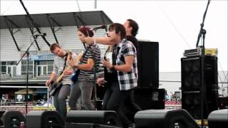 A CHANGE OF PACE - WAR IN YOUR BEDROOM (LIVE) @ SOUTH BY SO WHAT 2012