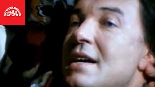 Videoklip: Karel Gott - Půlnoc v motelu Stop s textom piesne Videoklip Karel Gott - Půlnoc v motelu Stop s textom piesne