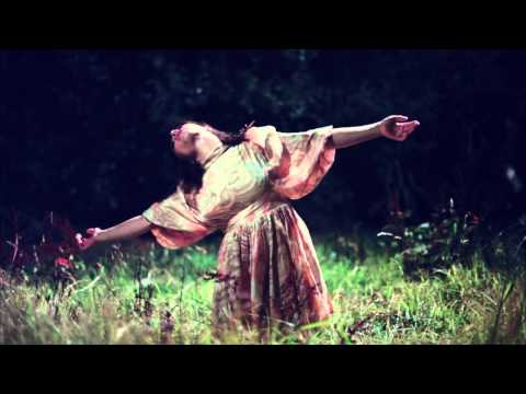 ELLA HOOPER - Häxan (Official Video)