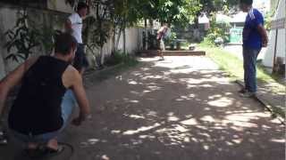 preview picture of video 'Partie de pétanque à Savannakhet, Laos'