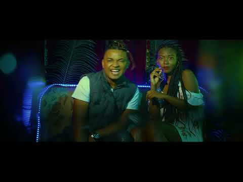 TOUNA   FAVELAS   Clip officiel Directed By Dell Flash Mada