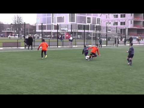 1 dec 2012 DHSC E3 - VV De Meern E5 com 1-10 Doelpunt Leandro, assist Mehmet