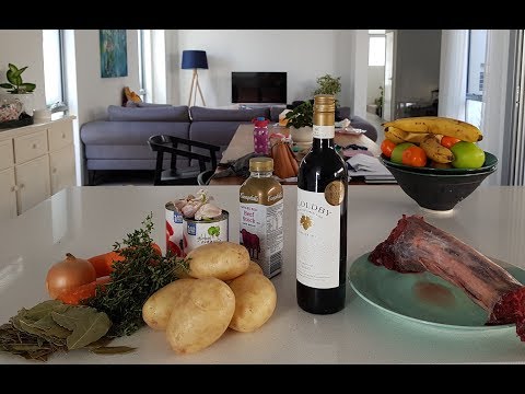 download lagu mp3 mp4 Kangaroo Tail Slow Cooker, download lagu Kangaroo Tail Slow Cooker gratis, unduh video klip Kangaroo Tail Slow Cooker