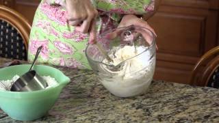 how to make icing without eggs and milk
