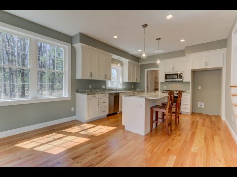 34 Acorn Street - Millis