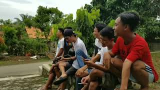 Download lagu Plesetan lagu Peterpan bintang di surga menjadi cicak cicak ding Ding Ding mp3