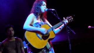 Grace Woodroofe 2009-04-11 Quicksand at Byron Bay Bluesfest