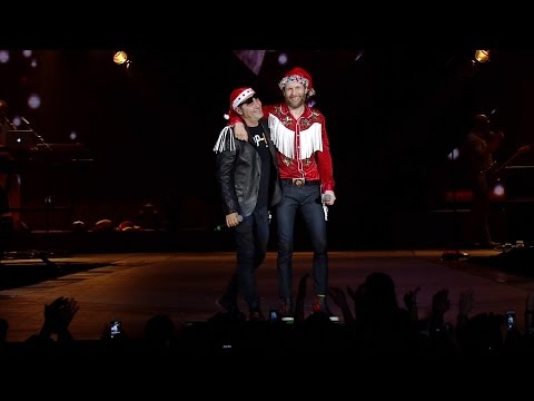 O è Natale tutti i giorni... Live in Bologna Luca Carboni e Lorenzo Jova. 21 dicembre 2015