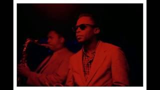 Miles Davis & John Coltrane - Walkin'