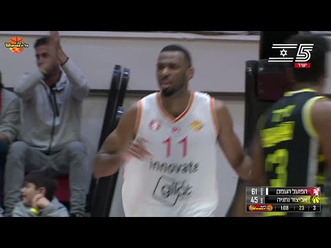Aaron Wheeler with 3 Dunks vs. Elitzur Ironi Netanya