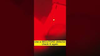 Find hidden camera in hotel&#39;s washroom.