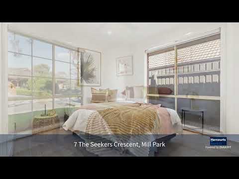 OUTSTANDING IN EVERY WAY!!! - 7 The Seekers Crescent