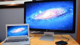 Video thumbnail for Apple Thunderbolt Display: Unboxing & Review by DetroitBORG