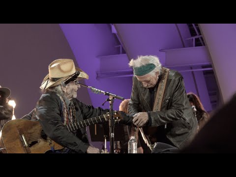 Willie Nelson & Keith Richards - Live Forever (Willie Nelson 90 - Hollywood Bowl)