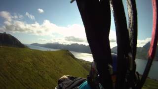 preview picture of video 'Lofootit Leknes paragliding'