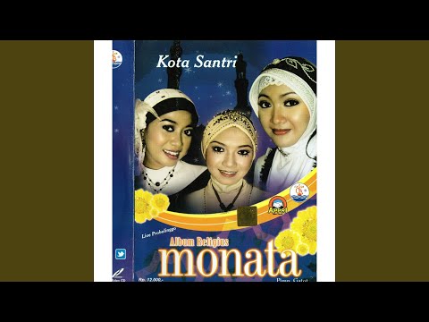 Download Vivi Rosalia - Kota Santri MP3